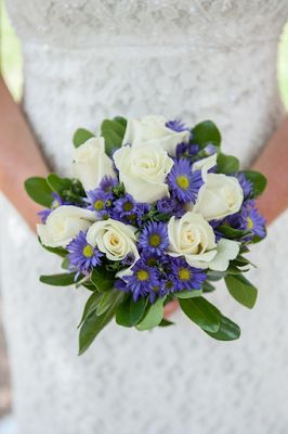 aster rose bouquet