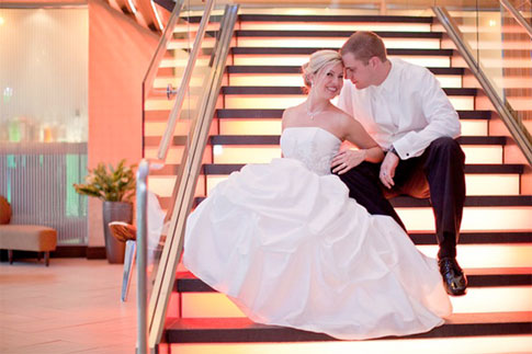 elope in st louis at the moonrise hotel